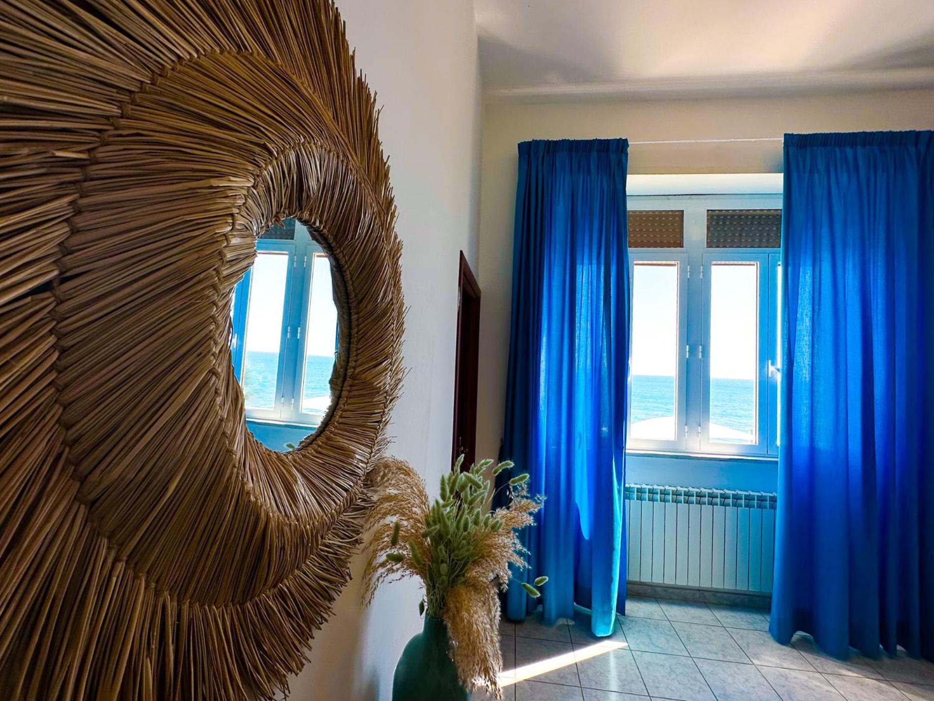 Villa Mg Hotel Santa Marinella Bagian luar foto