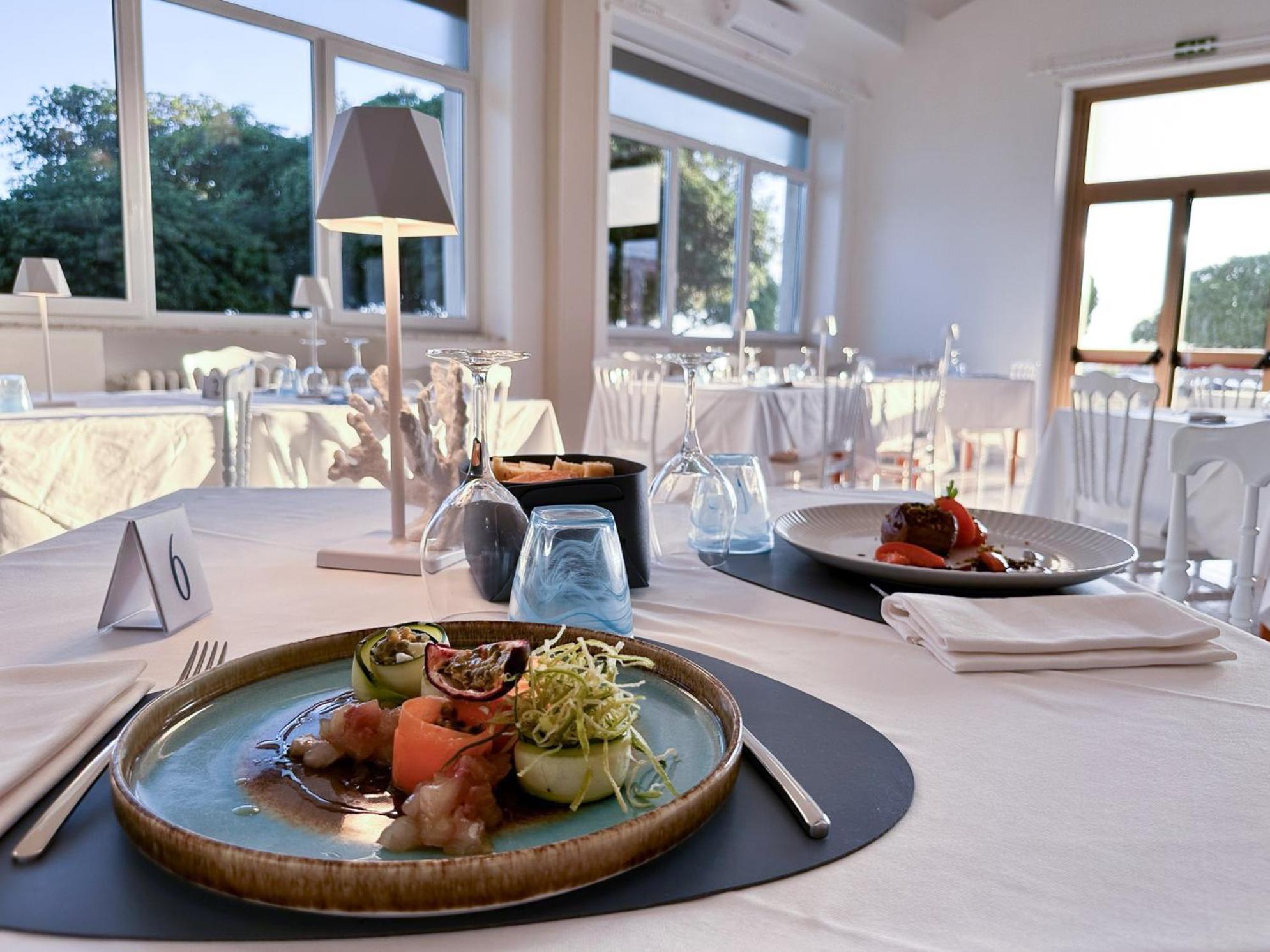Villa Mg Hotel Santa Marinella Bagian luar foto