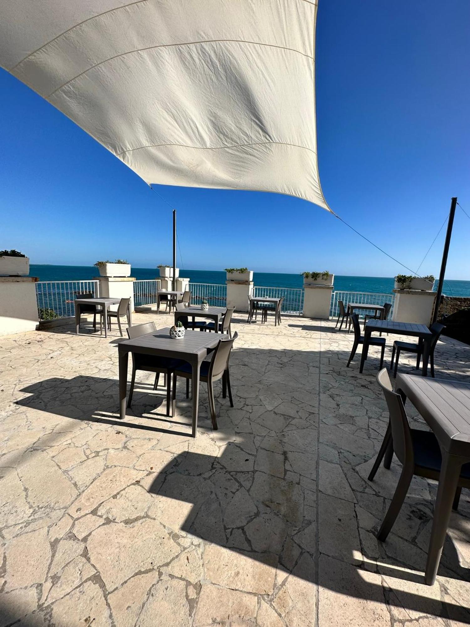 Villa Mg Hotel Santa Marinella Bagian luar foto